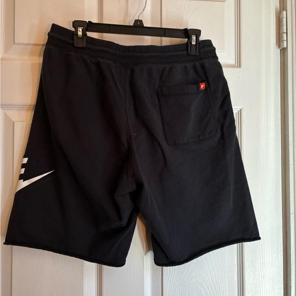 Nike Black Athletic Shorts with Elastic Waistband - Picture 2 of 3